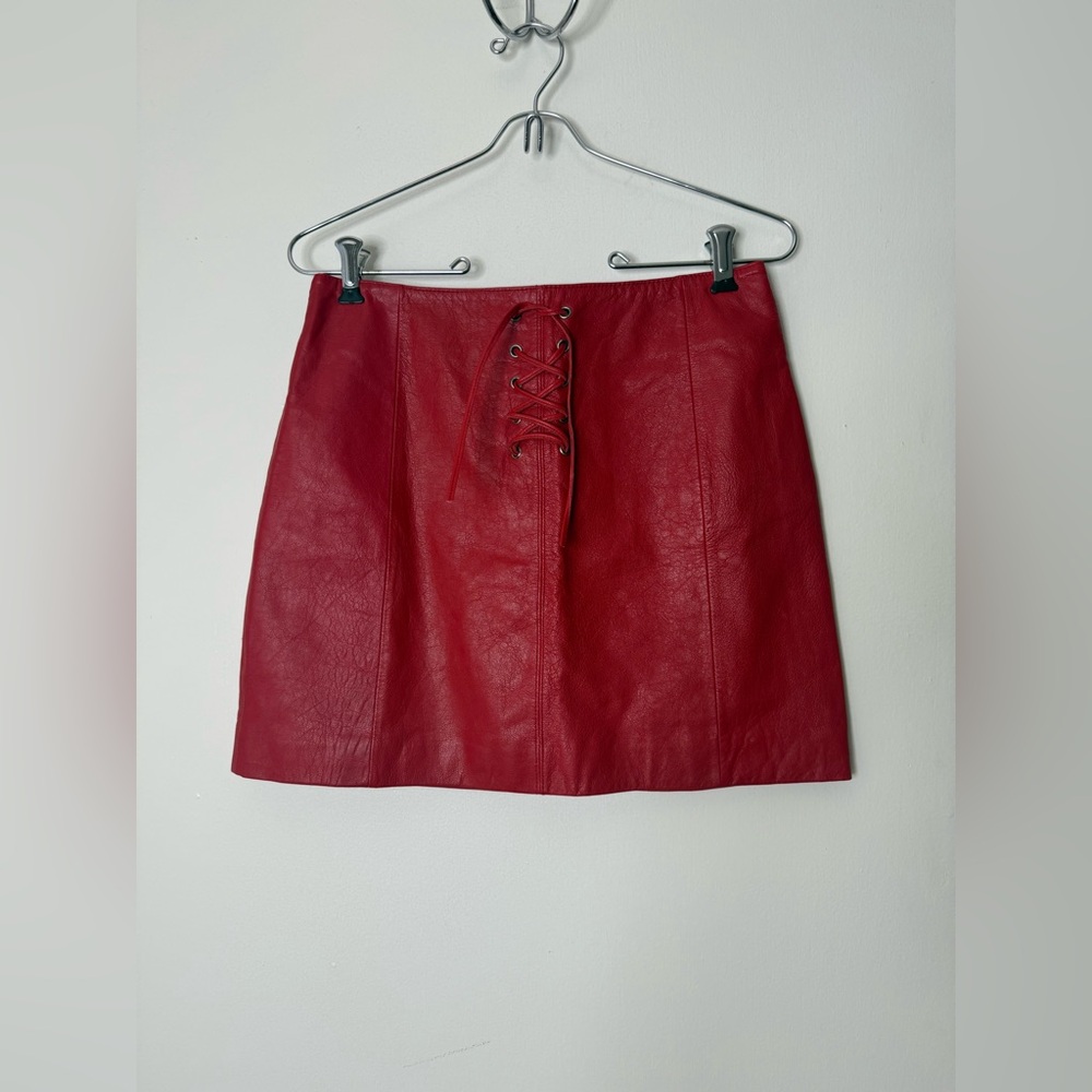 Wilson’s leather, red, lace front detail, genuine leather back zip mini skirt 4